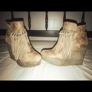 Wedge booties